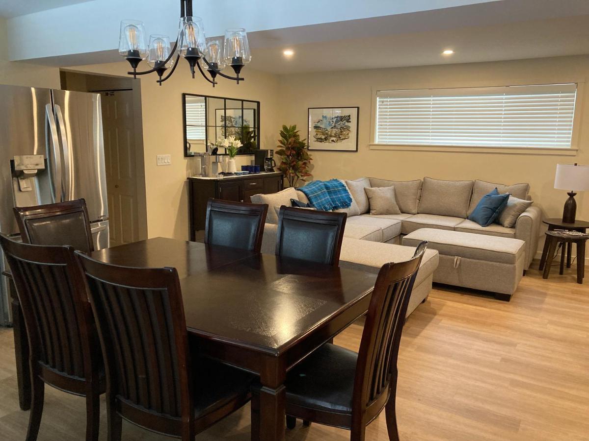 Bright Poolside Walkout Two Bedroom Basement Suite In The Okanagan Penticton Eksteriør billede